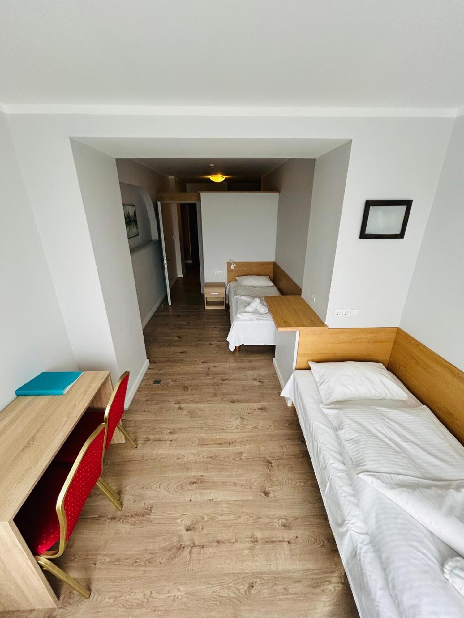 Viesbutis Banga Hotel Taurage Ngoại thất bức ảnh